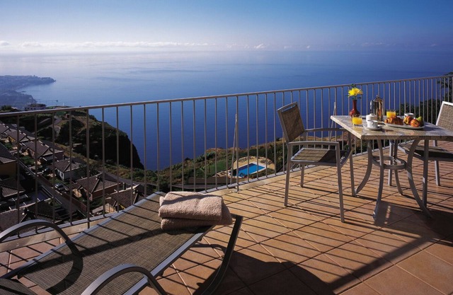 Appartement de deux chambres avec vue sur la mer au Village Cabo Girão - Installations sportives gratuites