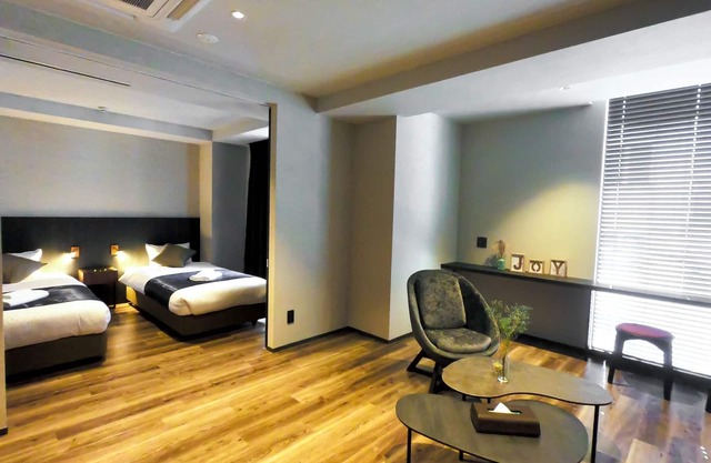 Two Bedroom Apart / Osaka Ōsaka