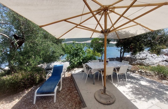 Appartement de deux chambres prés de la plage Zuronja, Peljesac (A-13202-a)