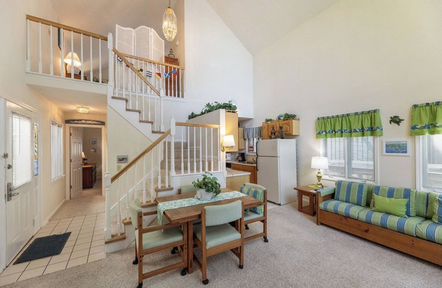Two-bedroom Bayside Condo
