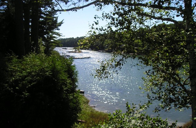 Deux chambres récemment rénové Maine Coastal Waterfront Cottage