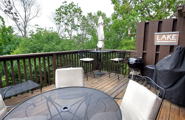 TWO BEDROOM, TWO BATH CONDO LOCATED ON THE ISLAND!