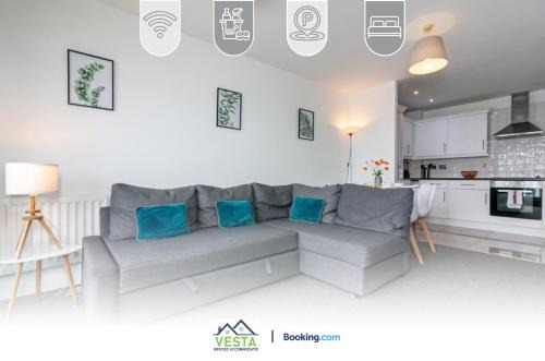 Two Bedrooms Apartment By Vesta Serviced Accommodation & Short Lets Hatfield With Free WiFi