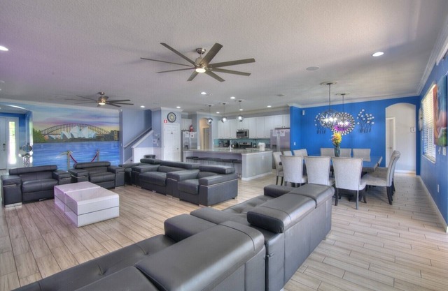 Two Florida Family Getaway Houses