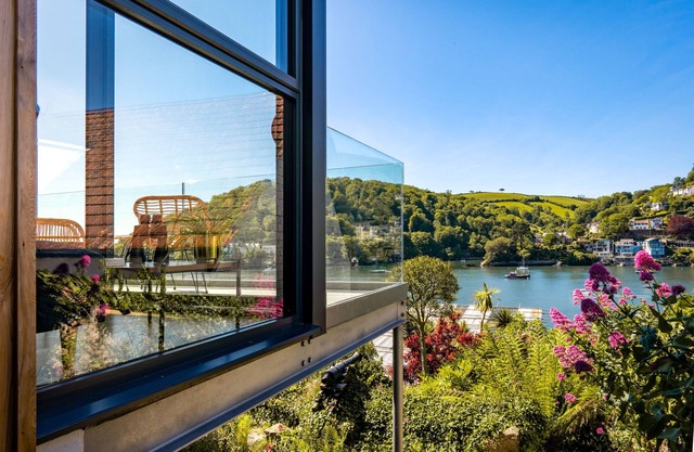 Two Guns - Stylish town house with stunning views