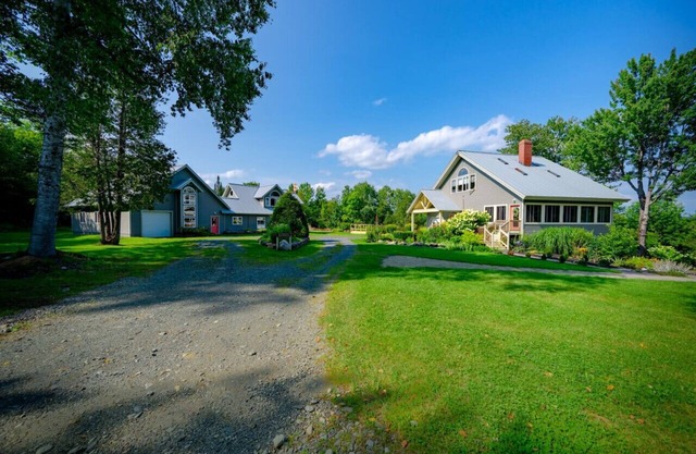 Two Home Retreat Meant for Big Family Memories