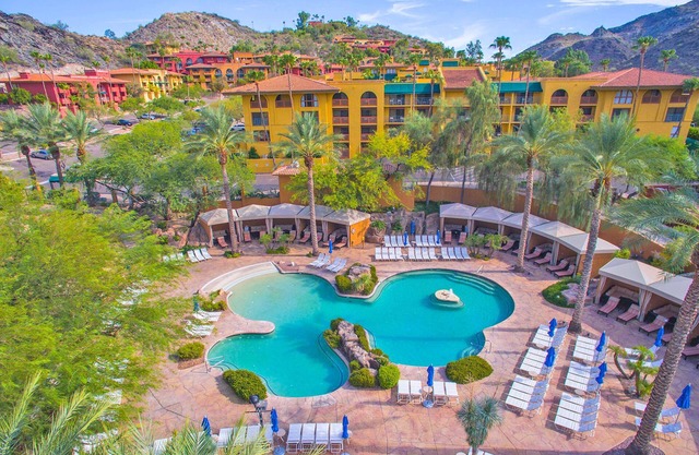 2 Connecting Suites with Two Beds and Two Sofabeds at a 4 Star Hotel by Suiteness