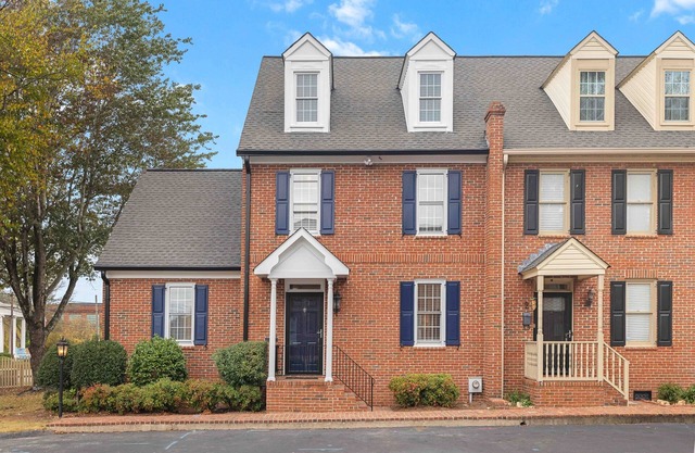 Two King Suites~ Walk to Rome's Riverfront~ Broad