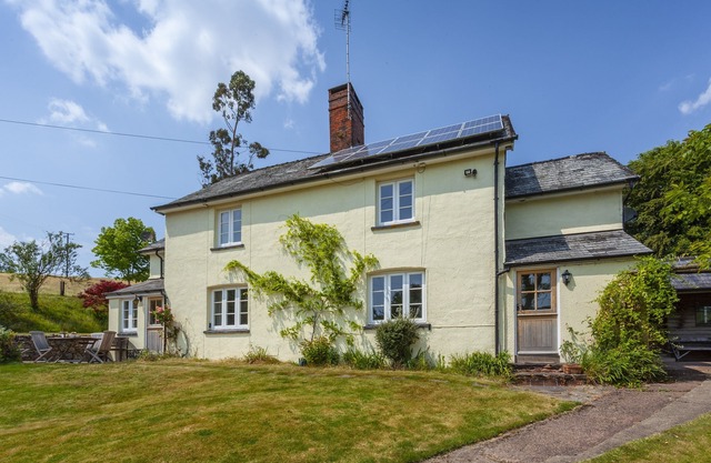 Two Lower Spire Cottage, Liscombe