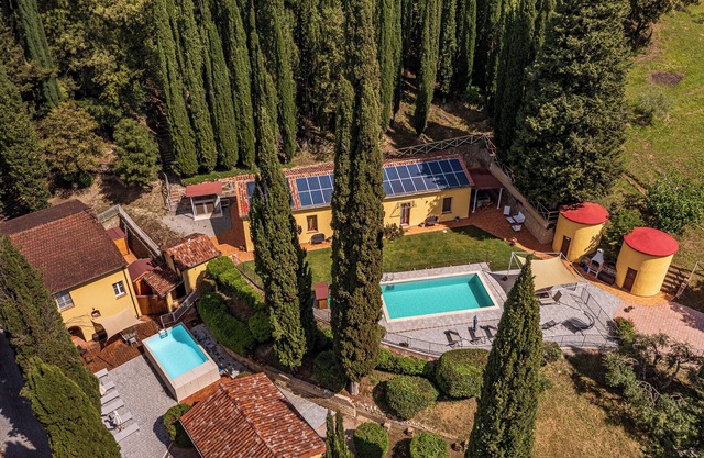 CASA FEBEA - VILLA TOSCANE PRIVÉE AVEC PISCINE CHAUFFÉE ET ÉGLISE