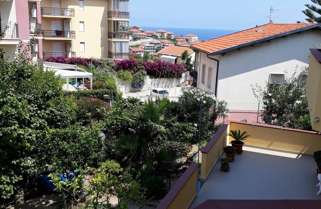 Appartement de deux pièces à 800 m de la mer - Ligurie occidentale