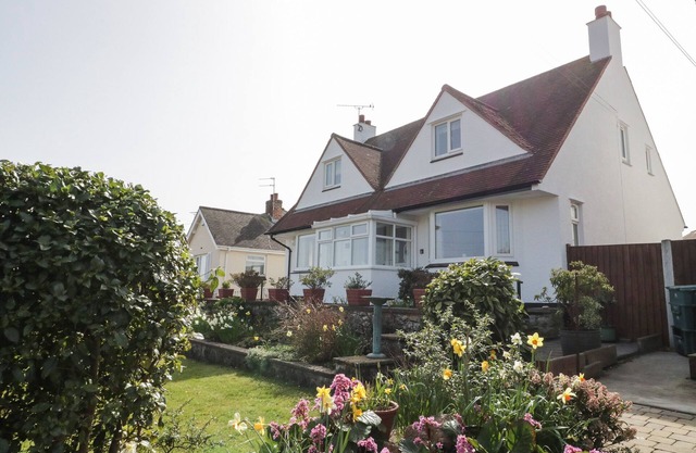 Ty Caeredin, PENRHYN BAY