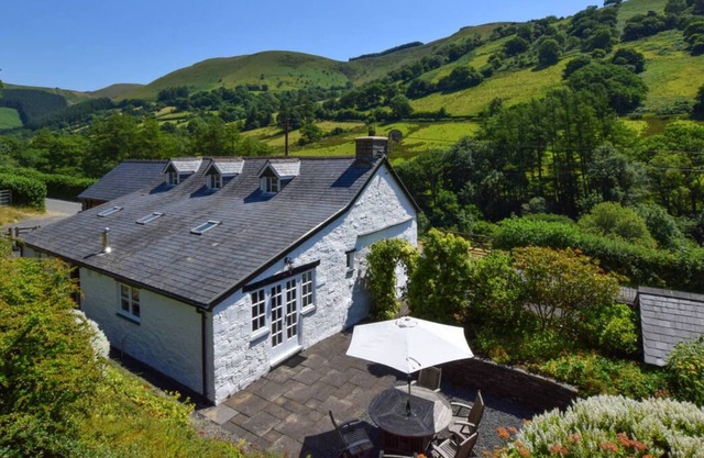 Le mélange parfait des caractéristiques traditionnelles et le luxe moderne, ce cottage 5 étoiles avec une