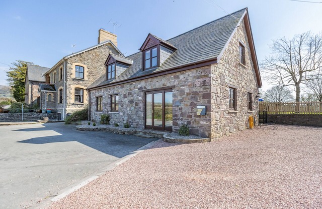 Ty Mawr Coach House - Deux Chambres Maison, Couchages 4