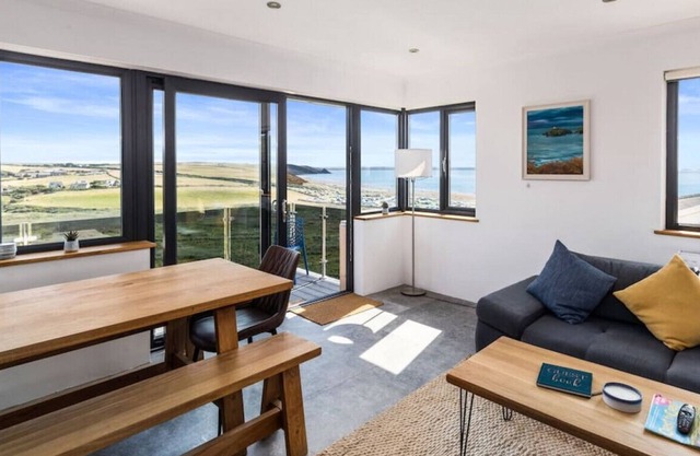 Modern balcony property, Sea views over Newgale