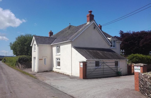 Ty Newydd