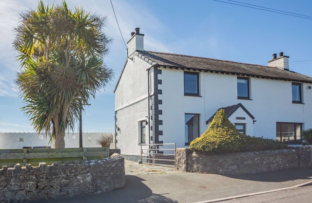 Tyn Y Berth, BENLLECH
