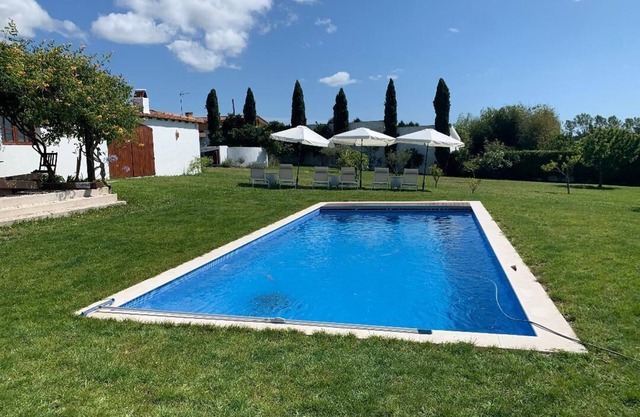 Maison Typique rénovée avec piscine, 10 pers à 15/20 min. plage
