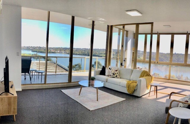 U937FB · 2 bedroom apartment with panoramic views