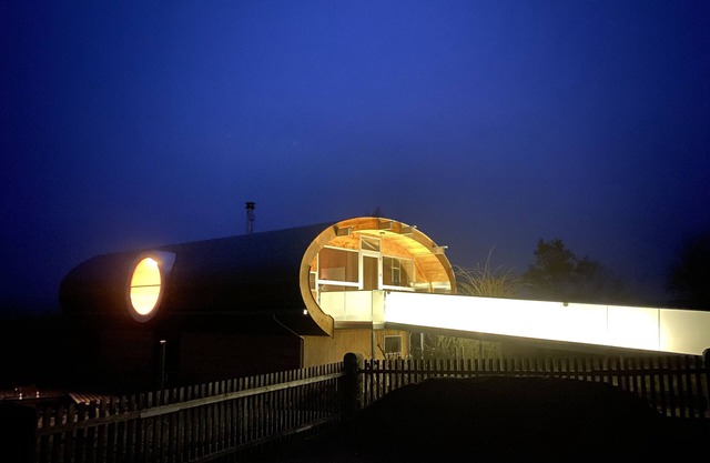 UFO47 - La maison éco-bois galactique sur le lac