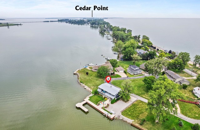 Ultimate Family Getaway on Sandusky Bay, Just Minutes from Cedar Point
