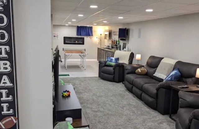 Ultimate Pro Football HOF Vacation Rental