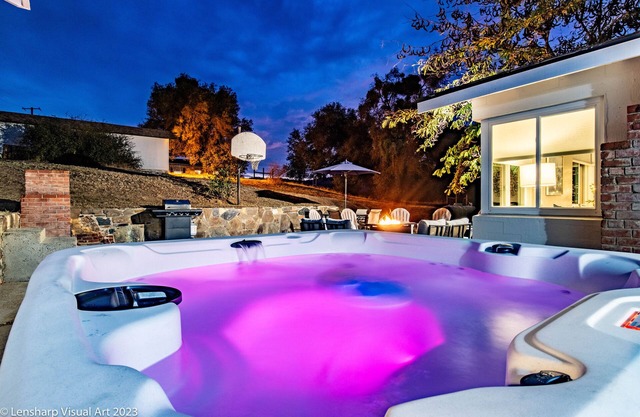 Ultimate Relaxation Retreat w/ Game Room & Hot Tub