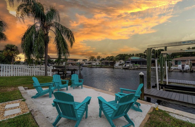 Ultimate Waterfront Oasis w/Heated Pool & Boat Dock