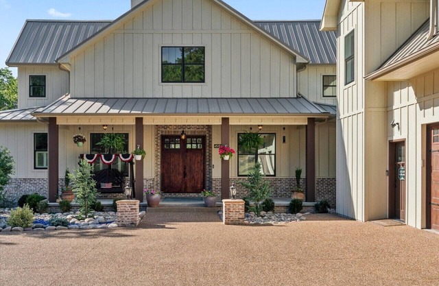 Ultra Luxe Home in Eureka