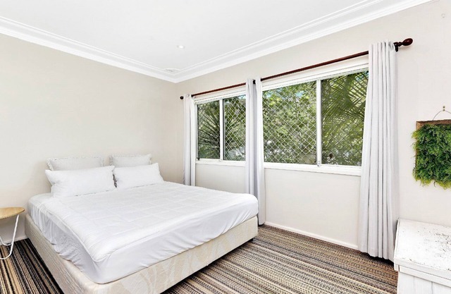 Umina Beach Stays!, TOP NOTCH