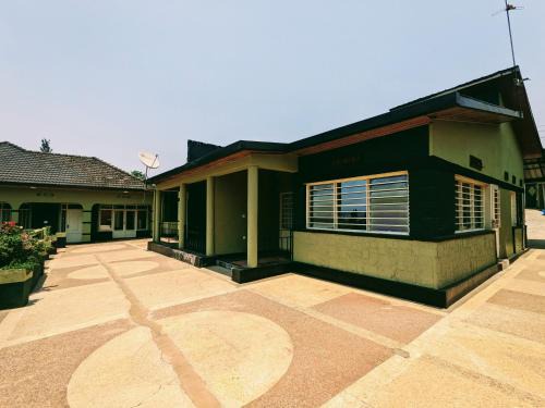 UMUGANO House Inn
