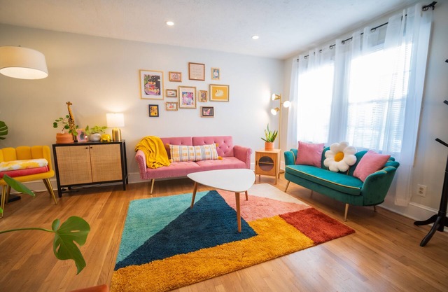 Unbeatable Location! New 2 Bed 1 Bath Peaceful Oasis!
