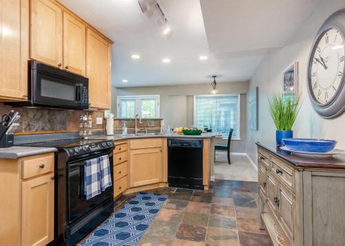 Union Duplex Crossroads and Gateway in Salt Lake with Hot Tub
