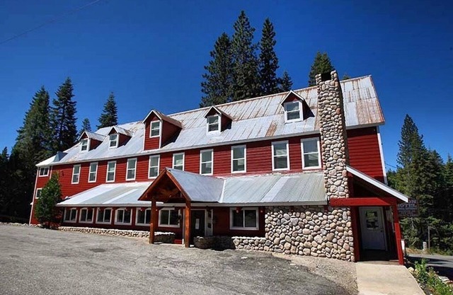 Centre historique de retraite de l'hôtel La Porte: réunions de famille, mariages à destination