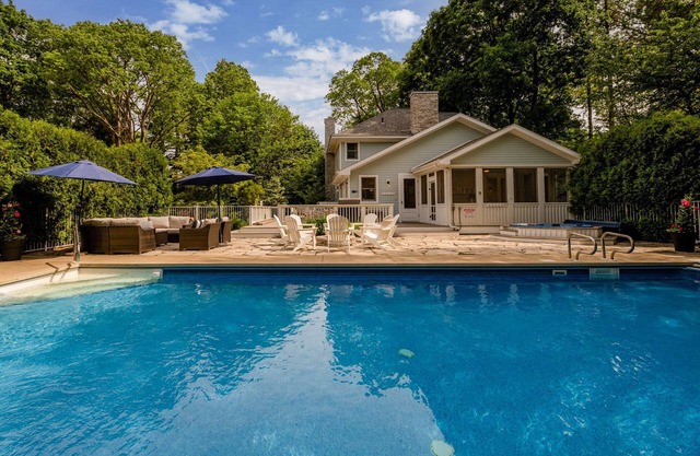 Union Pier Home With Pool and Hot Tub! Close To Private Beach!
