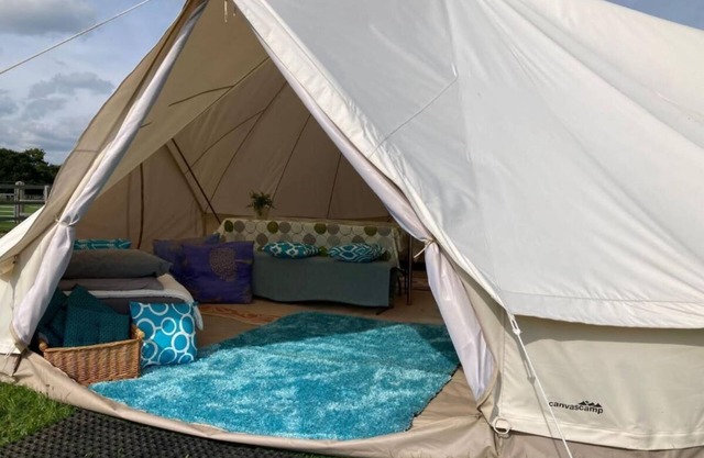 Unique Bell Tent Village, sleeps up to 16, fire pit, gin bar