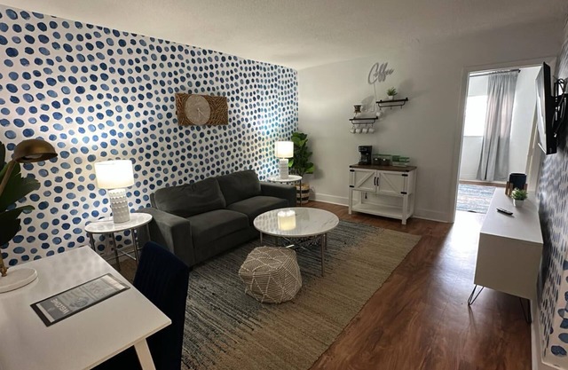 Unique Condo w/ Queen Bed & Canal View