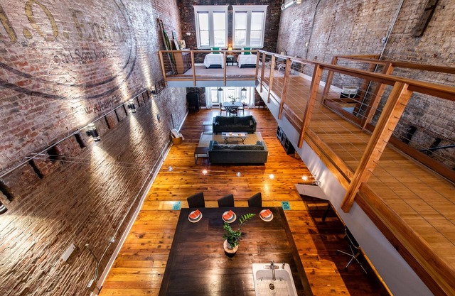 Loft exécutif sur perle à New Albany historique