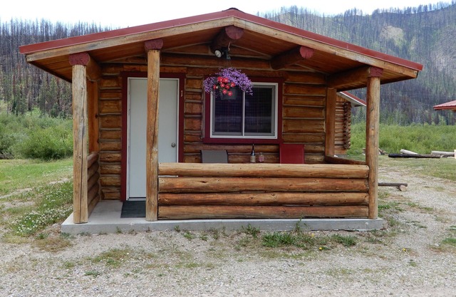 Cabines rustiques originales sur la rivière Hoback