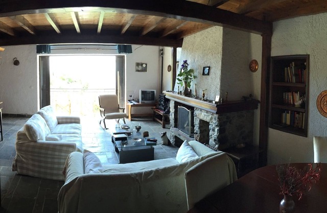 Villa en pierre unique ..