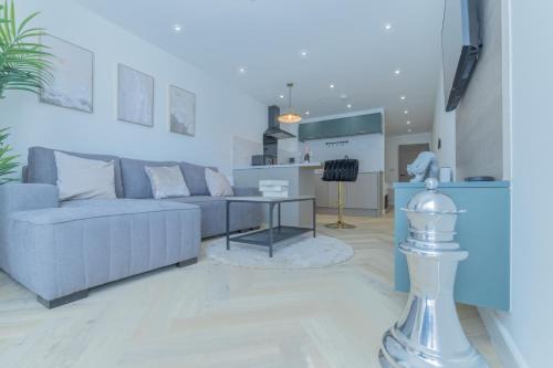 Unit 3 Modern & Comfortable 1-BR Flat, Free Wi-Fi, Prime Location, WIFI