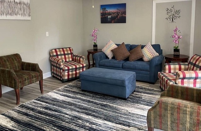 Unit B · Relaxing Home near HPU and Market