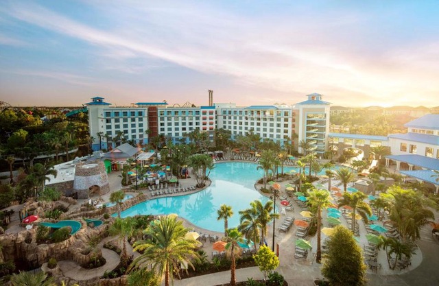 Universal's Loews Sapphire Falls Resort