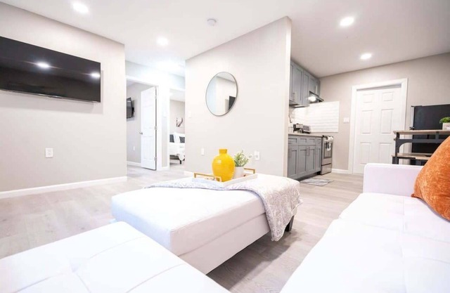 University Serenity Suites B