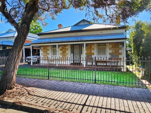 Unley Retreat