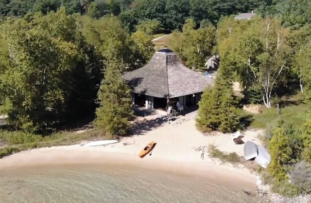 Unplug, Unwind, and Escape at Lwardcove's private beach!