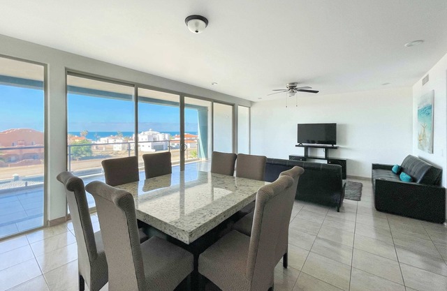 Unwind in a Modern Condo with Stunning View #303