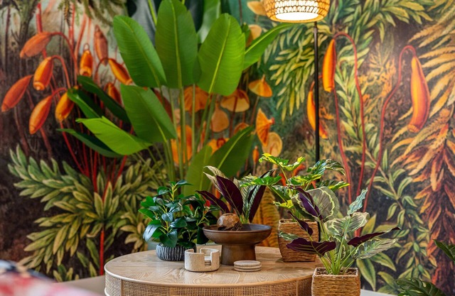 Unwind in Spacious 4-bedroom Tropical Jungle house with King Beds, Yoga, Games