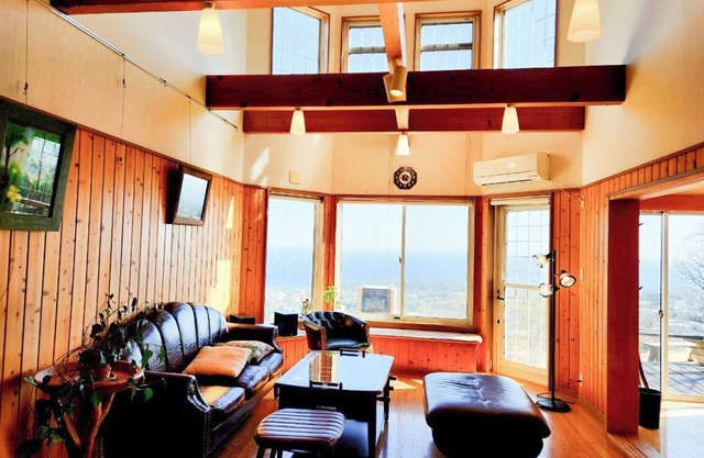 Up to two small dogs are allowed for free A 2LDK singlestory rental villa with a dog run / Ito Shizuoka