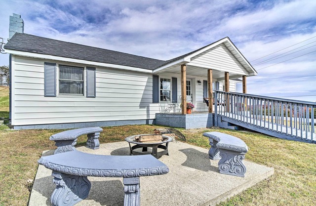 Updated Beattyville Ranch-Style Home w/ Yard!